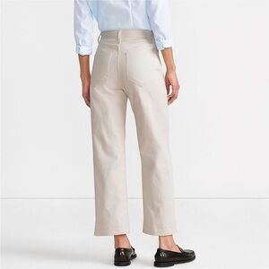 Ann Taylor Light Beige Highrise Easy Straight Leg Cropped Jeans Size 4